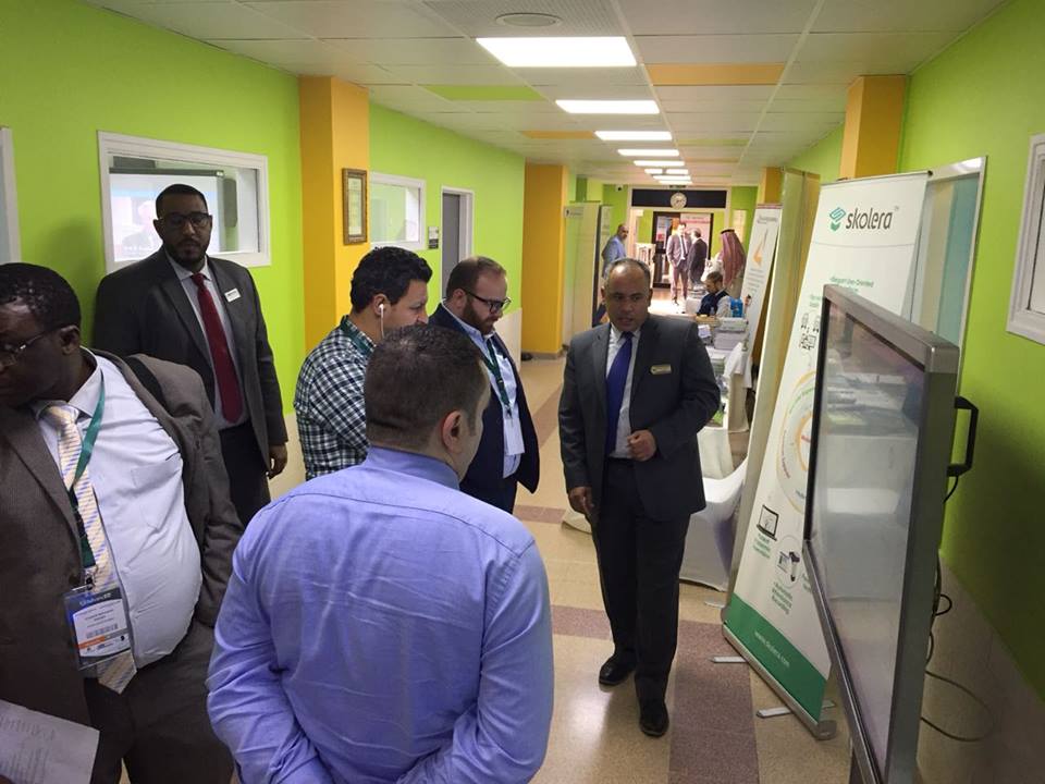 لمؤتمرات والفعاليات التي شارك فيها سكوليرا