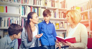 أهمية التواصل بين المدارس وأولياء الأمور