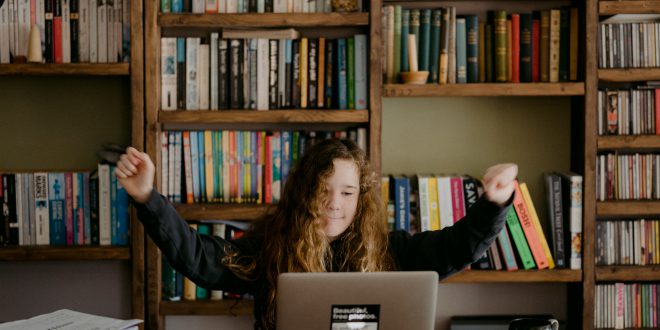 Advantages and disadvantages of virtual Classroom